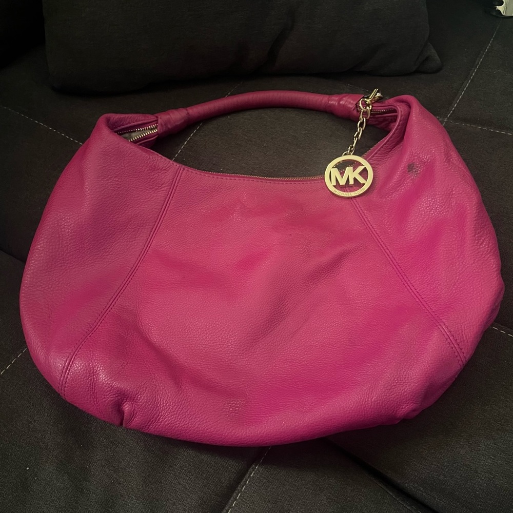 Large Authentic leather Fuchsia MK shoulder bag